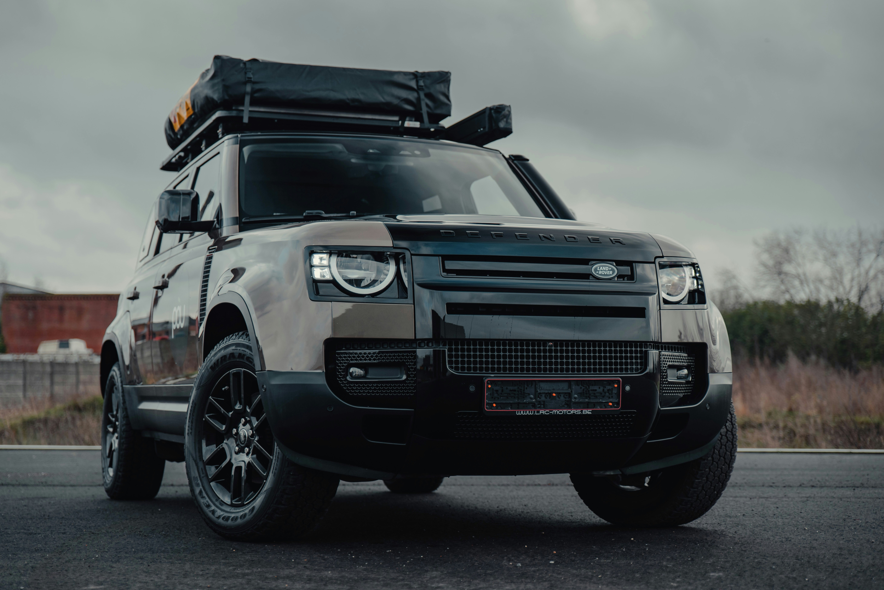 Land Rover JDM Vehicle - one of many JDM vehicles you can import into Canada.