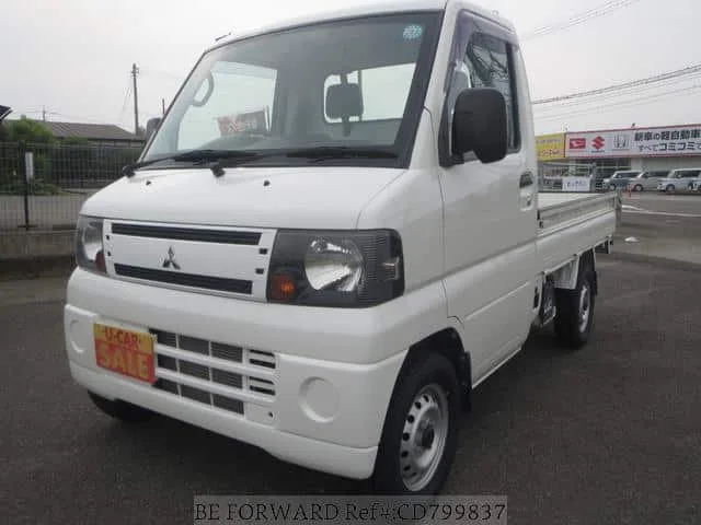 2010 Mitsubishi Minicab Truck