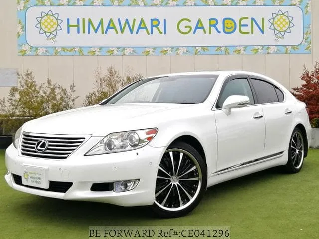 2010 Lexus LS — photo 1